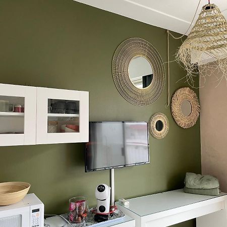 La Room: Seaside Apartment + Terrace + Parking Menton Luaran gambar