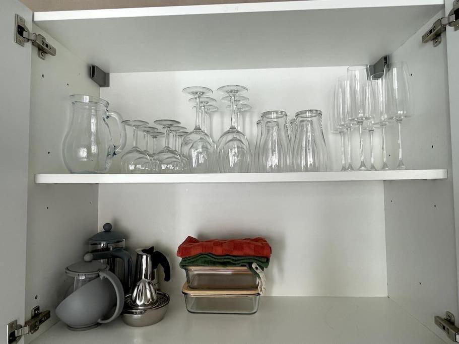 La Room: Seaside Apartment + Terrace + Parking Menton Luaran gambar