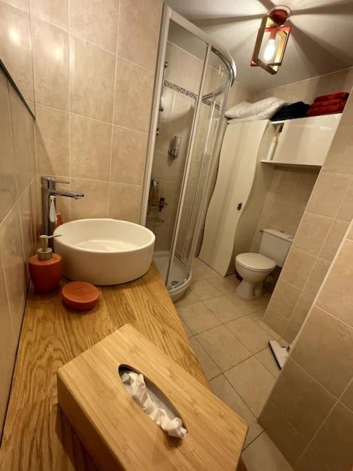 La Room: Seaside Apartment + Terrace + Parking Menton Luaran gambar